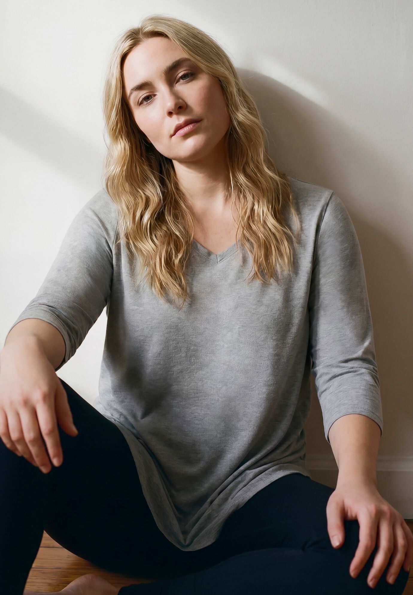 Signature 3/4 Sleeve V-Neck Tee, HEATHER GREY, on-hover image number 1