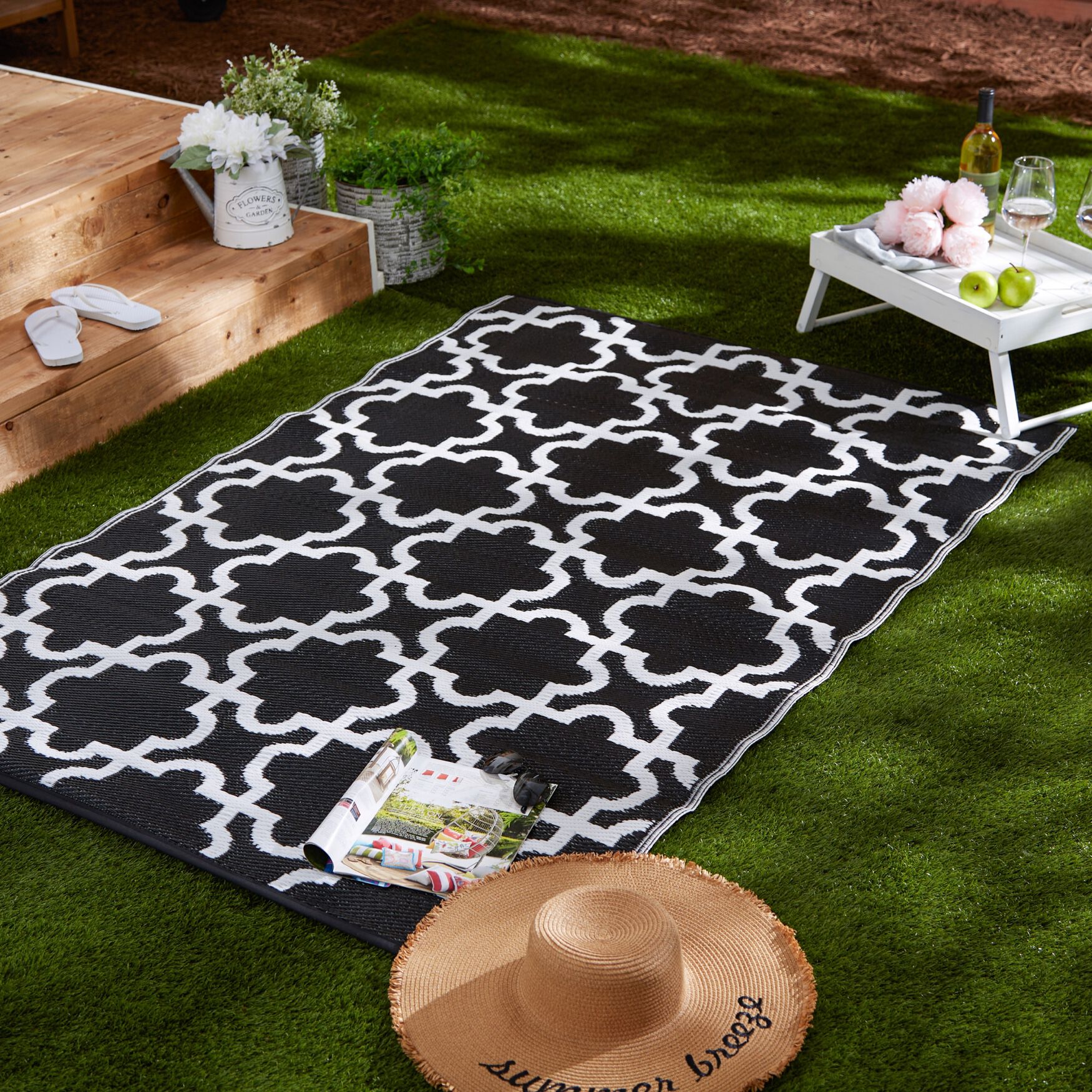 Black Lattice Outdoor Rug 4X6 Ft Floor Coverings, , alternate image number 3