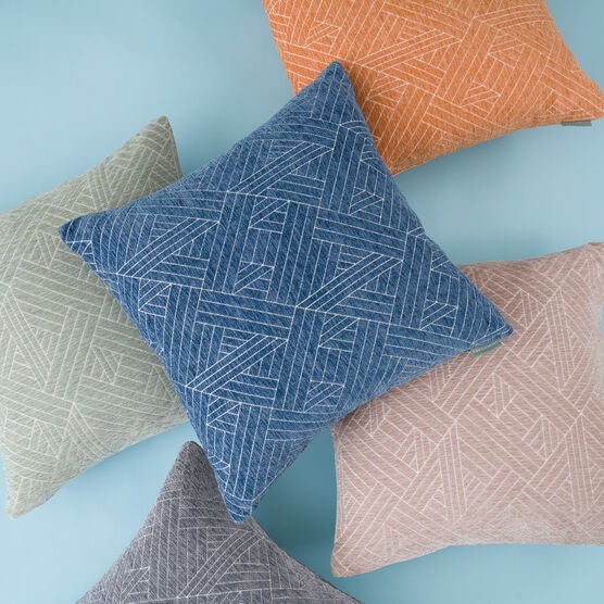 ANKE WOVEN GEOMETRIC PILLOW, , alternate image number null