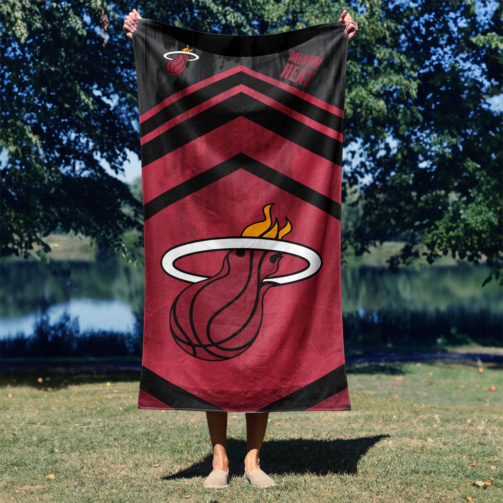 Miami Heat NBA Shatter Microfiber Beach Towel 30 x 60 inches, MULTI, alternate image number 2