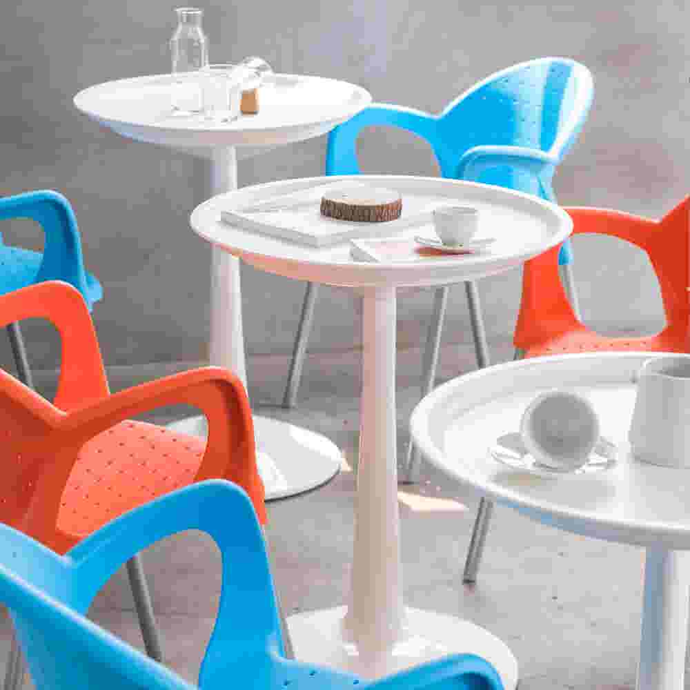 White round 2-in-1 side table with removable tray top