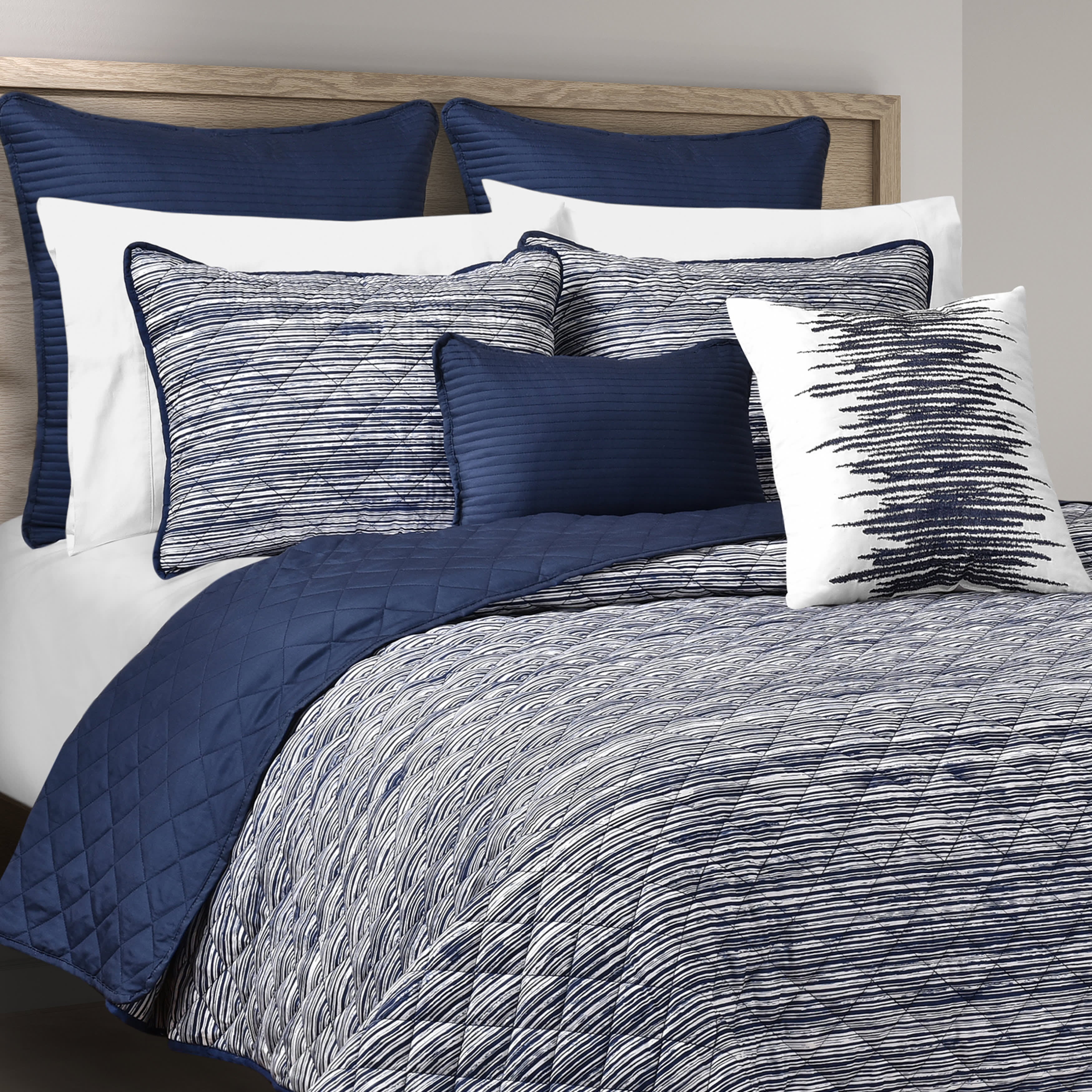 Dalton Black 3 Piece Quilt Set, NAVY, alternate image number 2
