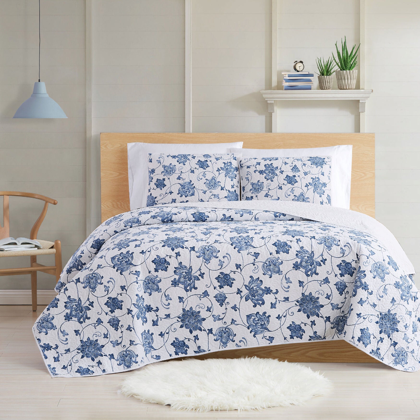 Cottage Classics Estate Bloom 2 Piece Quilt Set, BLUE, hi-res image number 0
