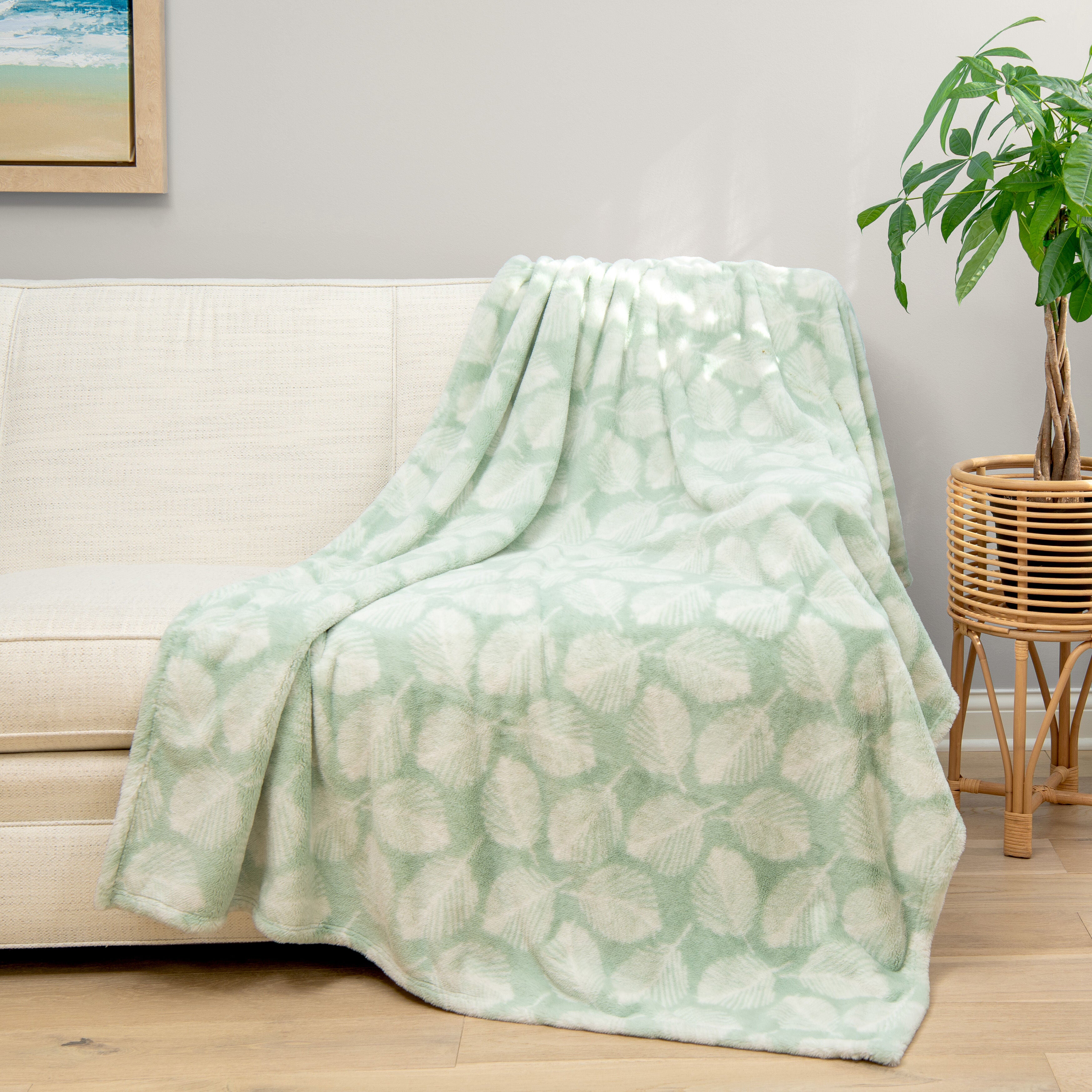 HGTV Super Luxe Faux Fur Throw Blanket Manchester Quietude 50 x 70 inches, GREEN, hi-res image number 0