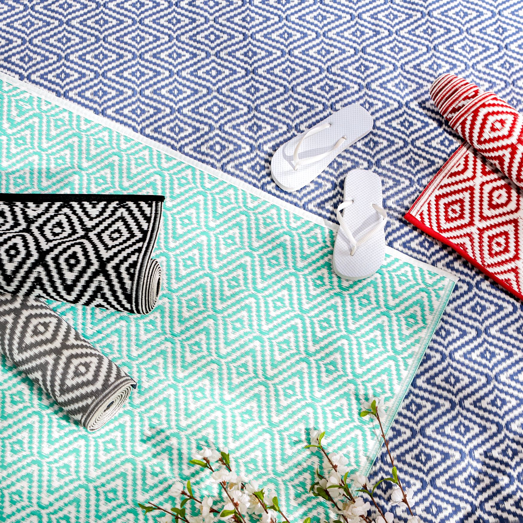 Rust Diamond Outdoor Rug 4X6 Ft Floor Coverings, , alternate image number 5