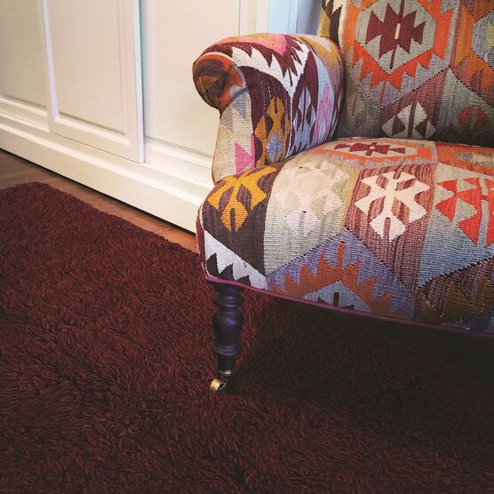 Flokati Burgundy Rug, , alternate image number null