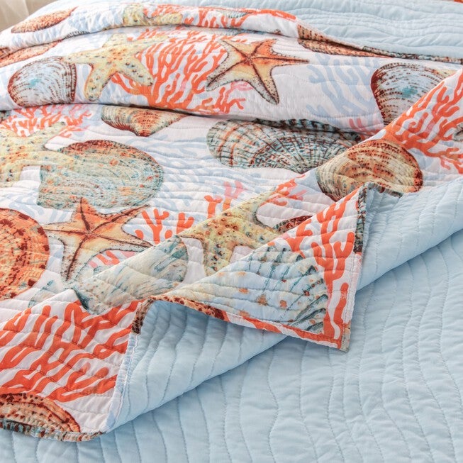 Beach Days Quilt And Pillow Sham Set, , alternate image number null