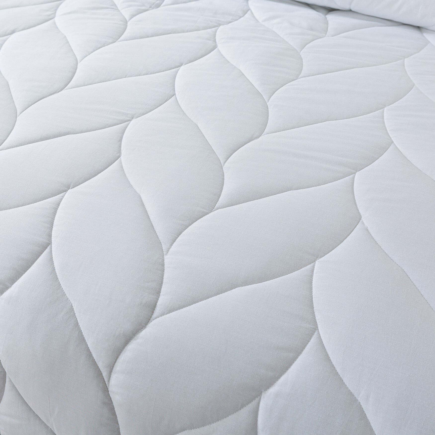 Antimicrobial Cotton Down Alternative Comforter Comforters, , alternate image number 2