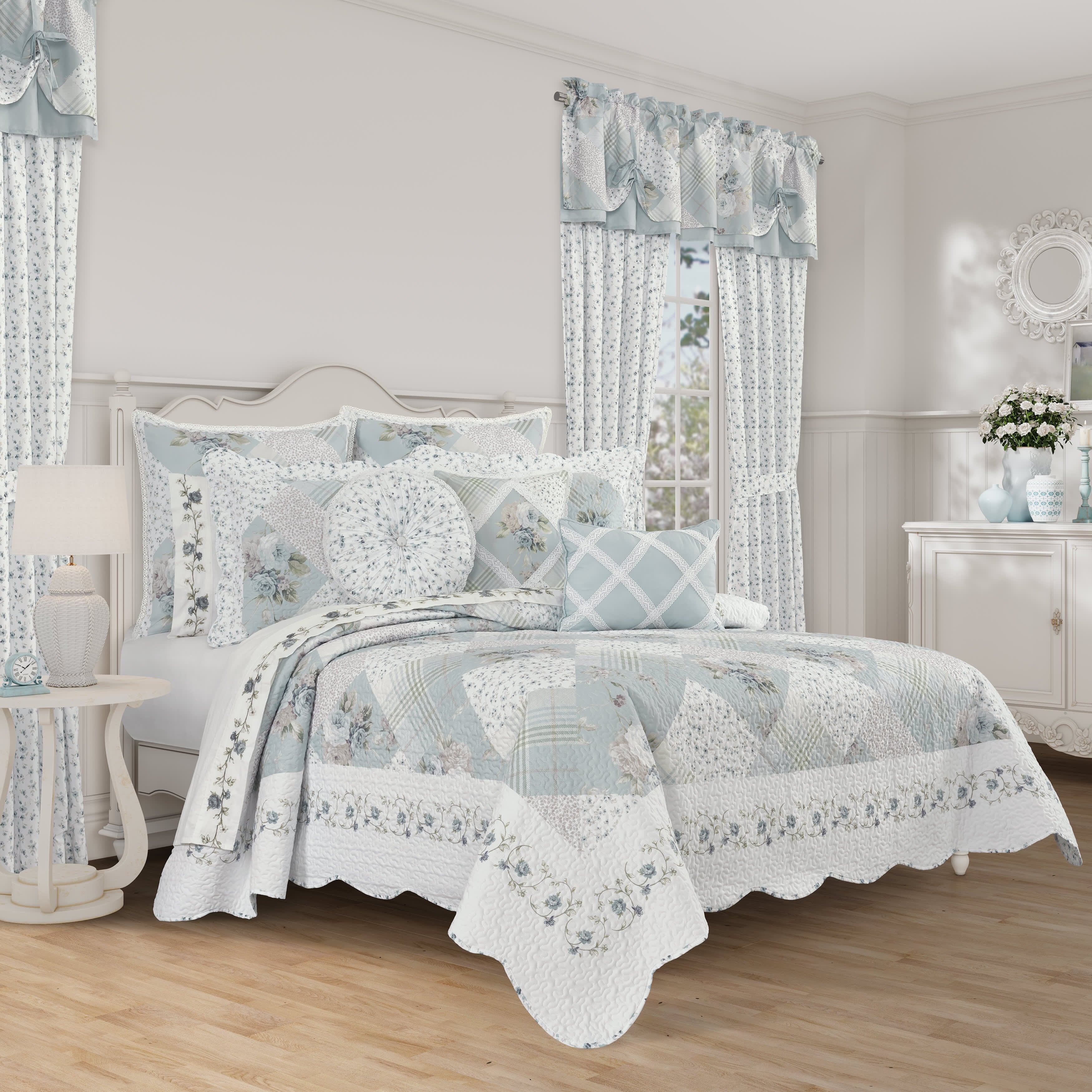 Bungalow Spa 3 Piece Quilt Set, SPA, hi-res image number 0