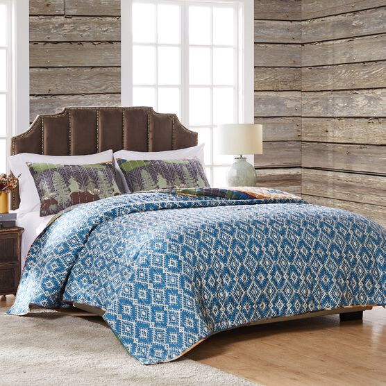 Black Bear Lodge Quilt And Pillow Sham Set, , alternate image number null