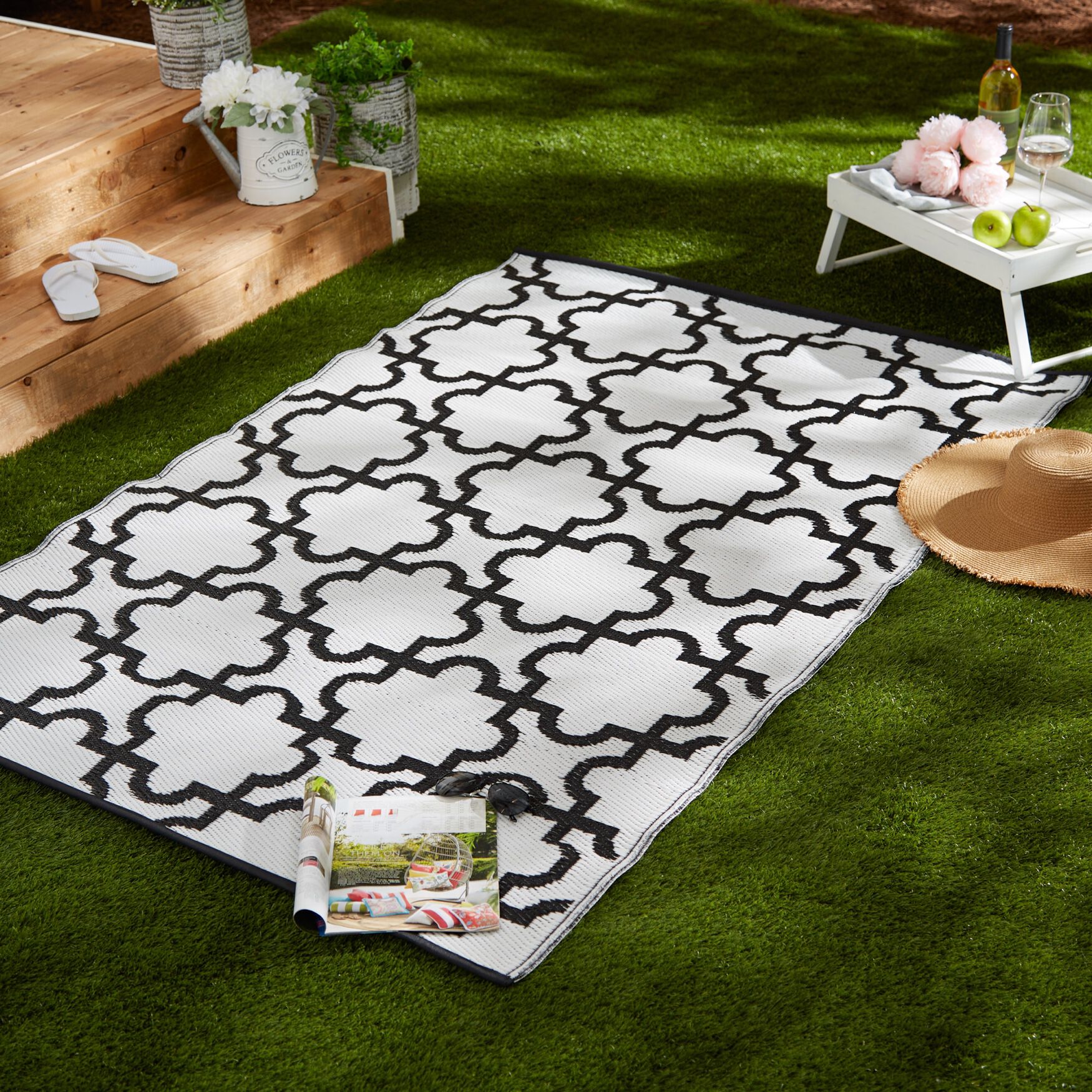 Black Lattice Outdoor Rug 4X6 Ft Floor Coverings, , alternate image number 6
