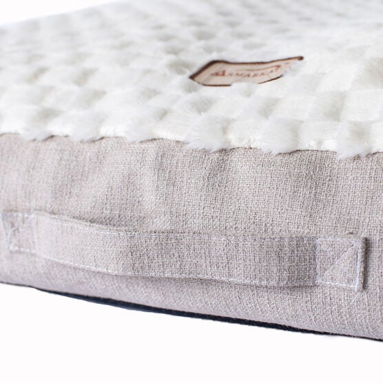Dog Crate Mat With Carry Handle, , alternate image number null