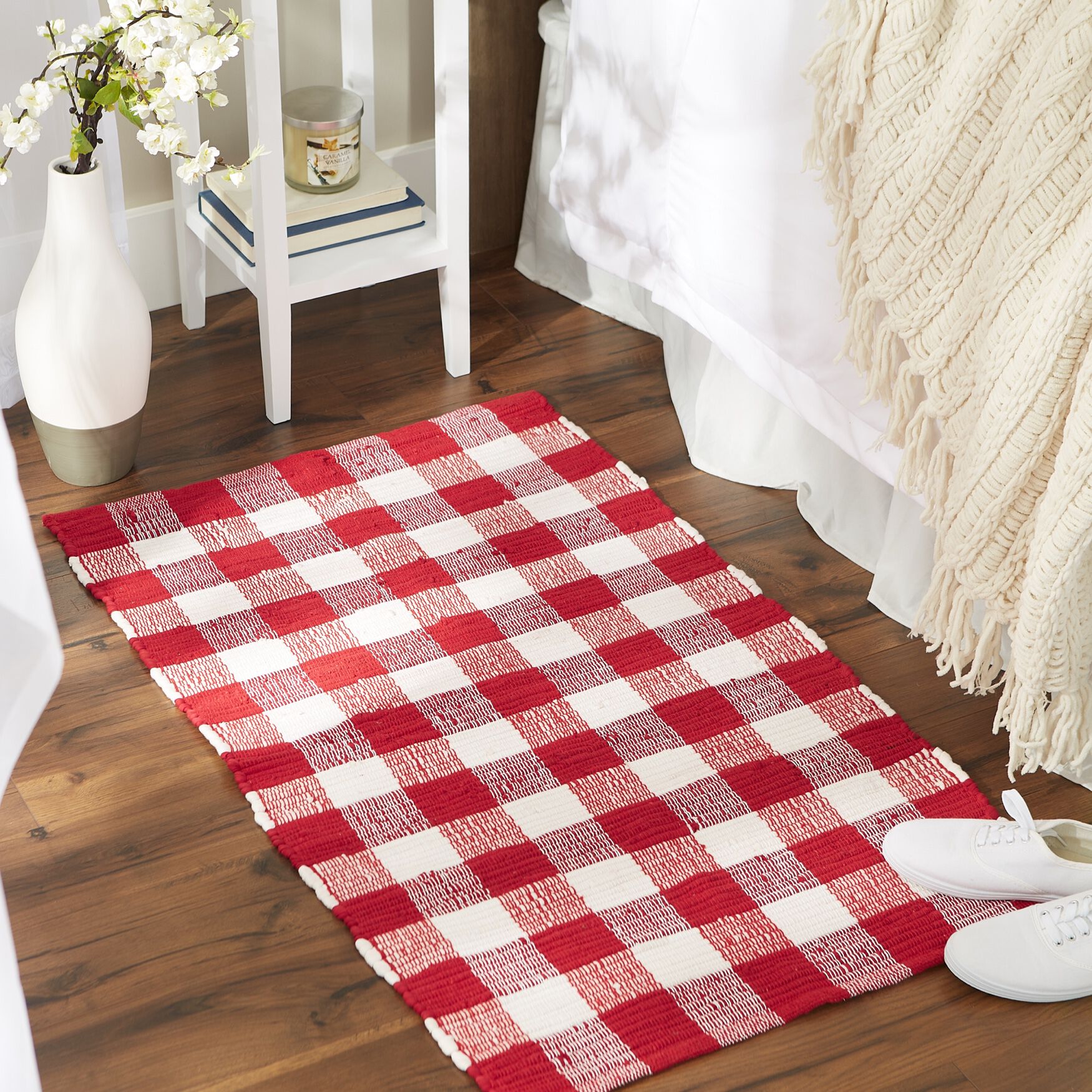 Red & White Buffalo Check Rag Rug 26X40, , alternate image number 3