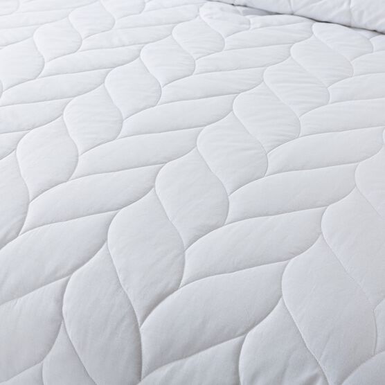 Antimicrobial Cotton Down Alternative Blanket Blankets, , on-hover image number null