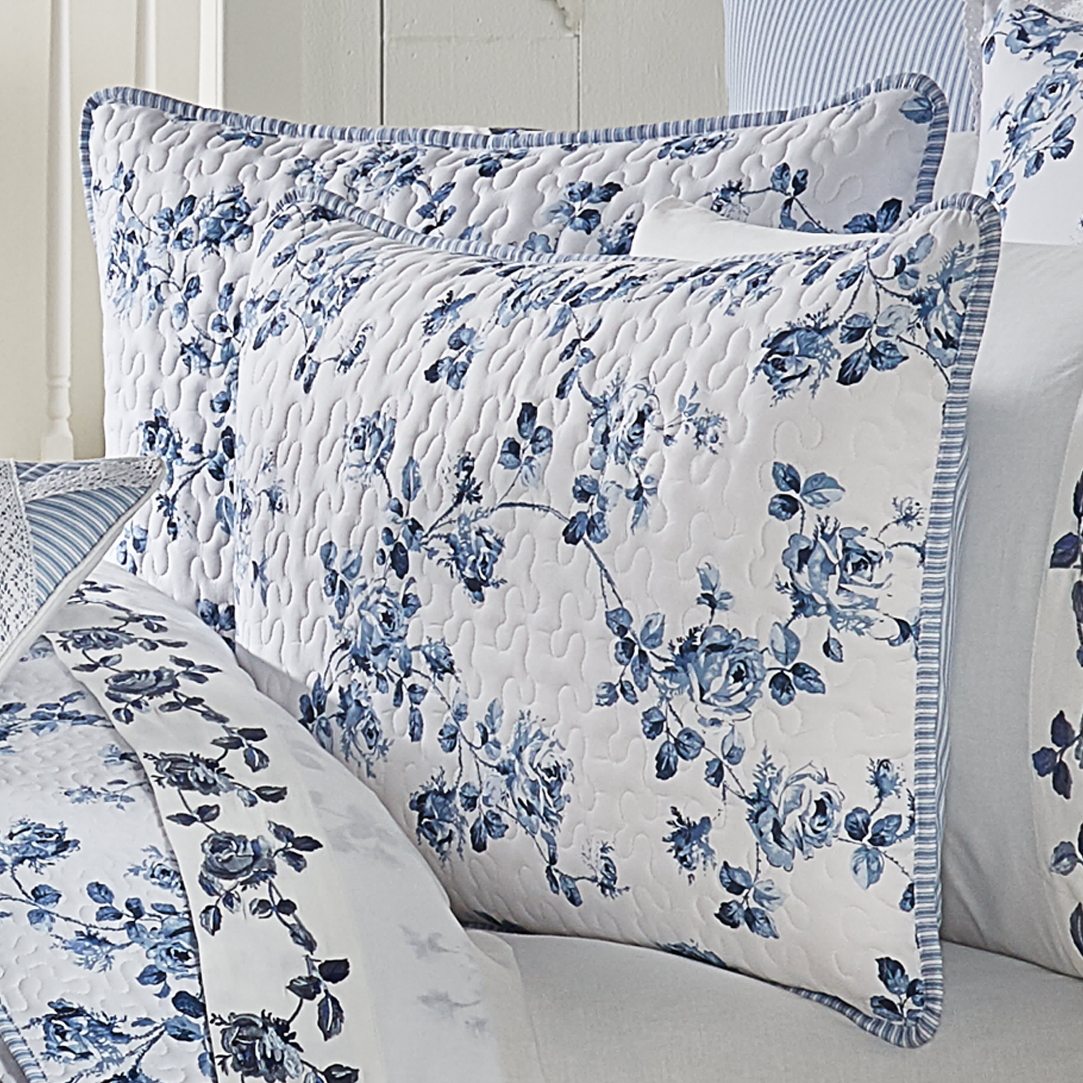 Rialto 3 Piece Quilt Set, FRENCH BLUE, alternate image number 1