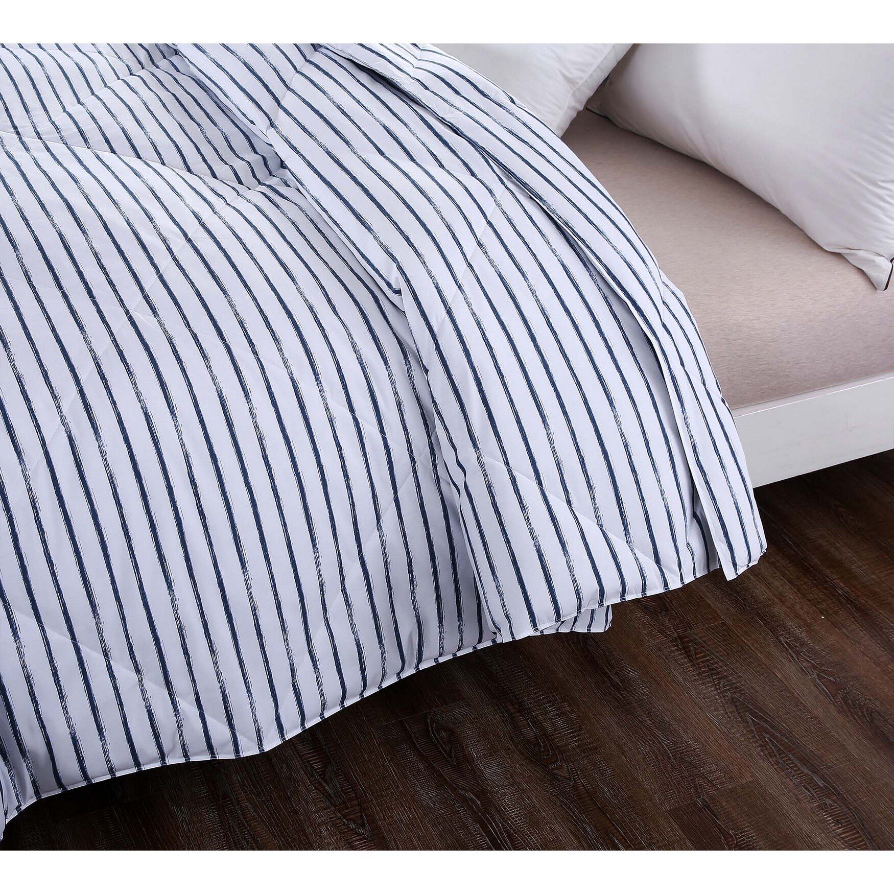 Soft Cover Nano Feather Comforter, , alternate image number 3