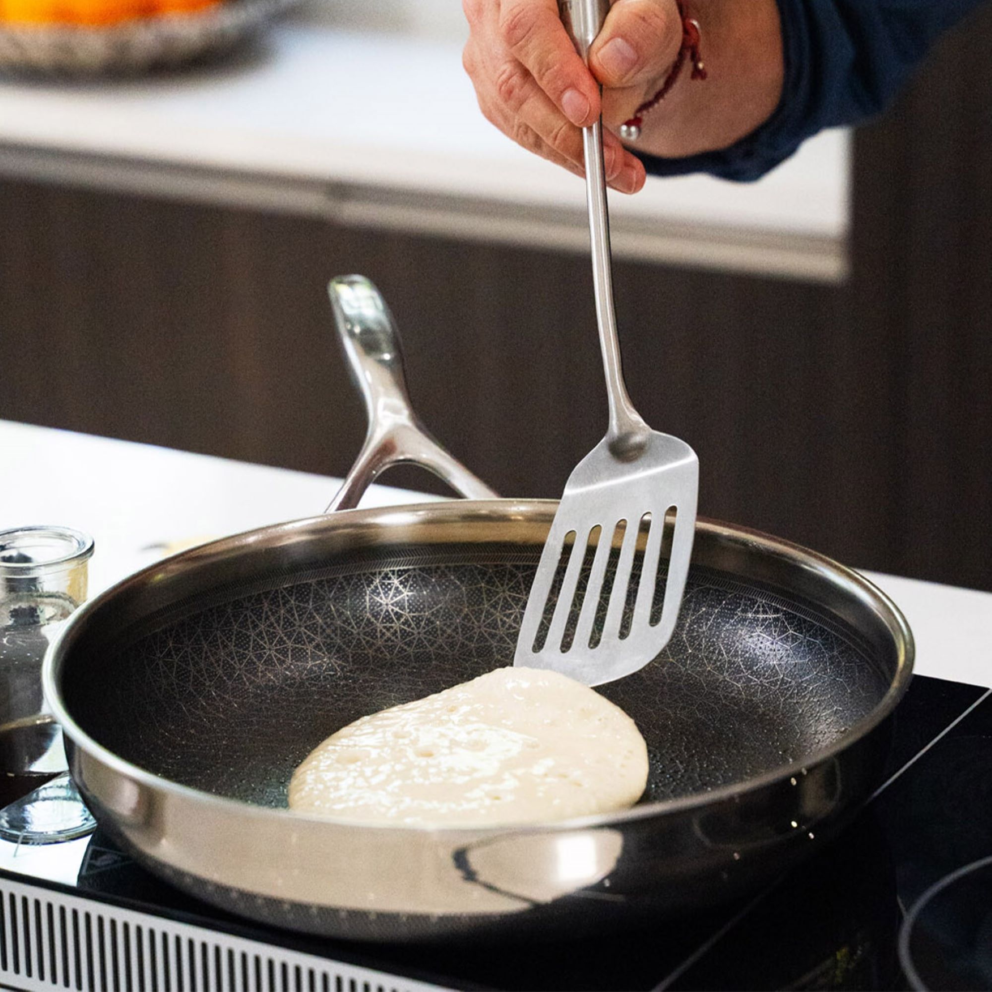LIVWELL DiamondClad&trade; 12 inches Hybrid Nonstick Stainless Steel Frying Pan, Dishwasher Safe, PFOA-free &ndash; Silver/Black, SILVER, alternate image number 3