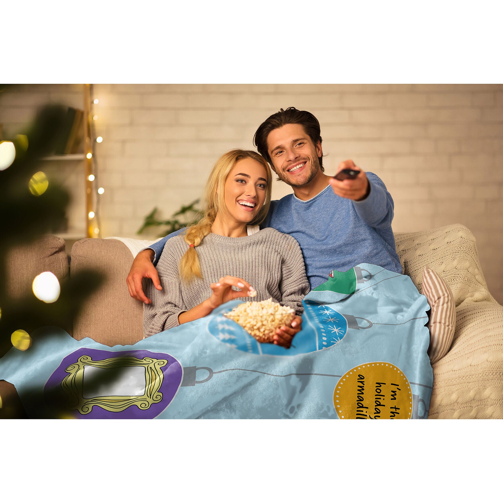 Wb Friends Quippy Ornaments Silk Touch Throw, , alternate image number 5