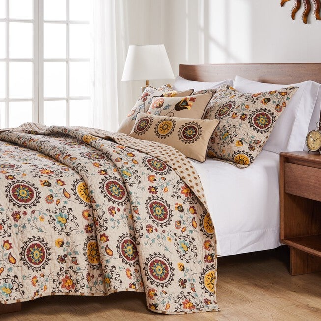 Andorra Quilt And Decorative Pillow Set, MULTI, hi-res image number 0