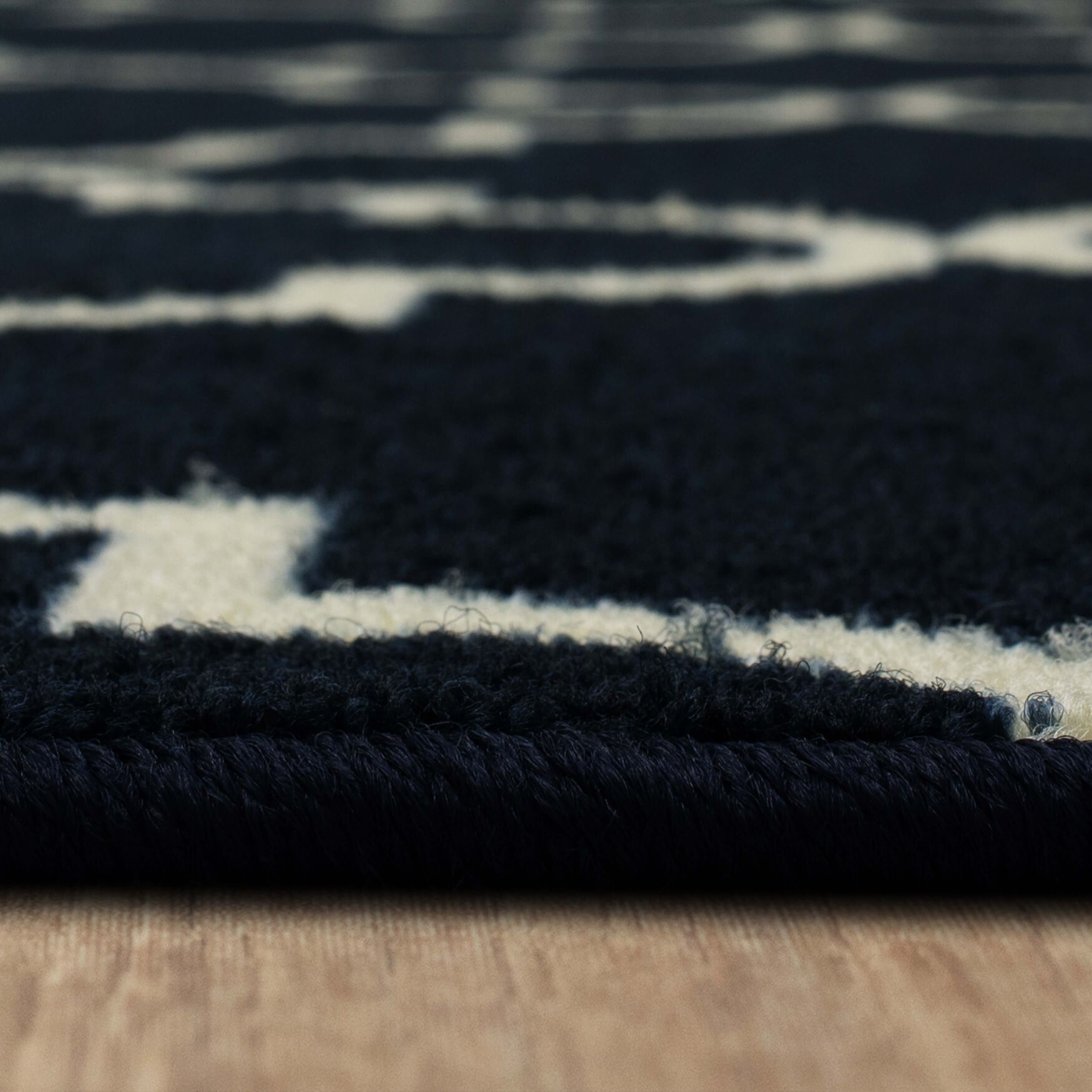 Fancy Trellis Navy 2' X 5', , alternate image number 4