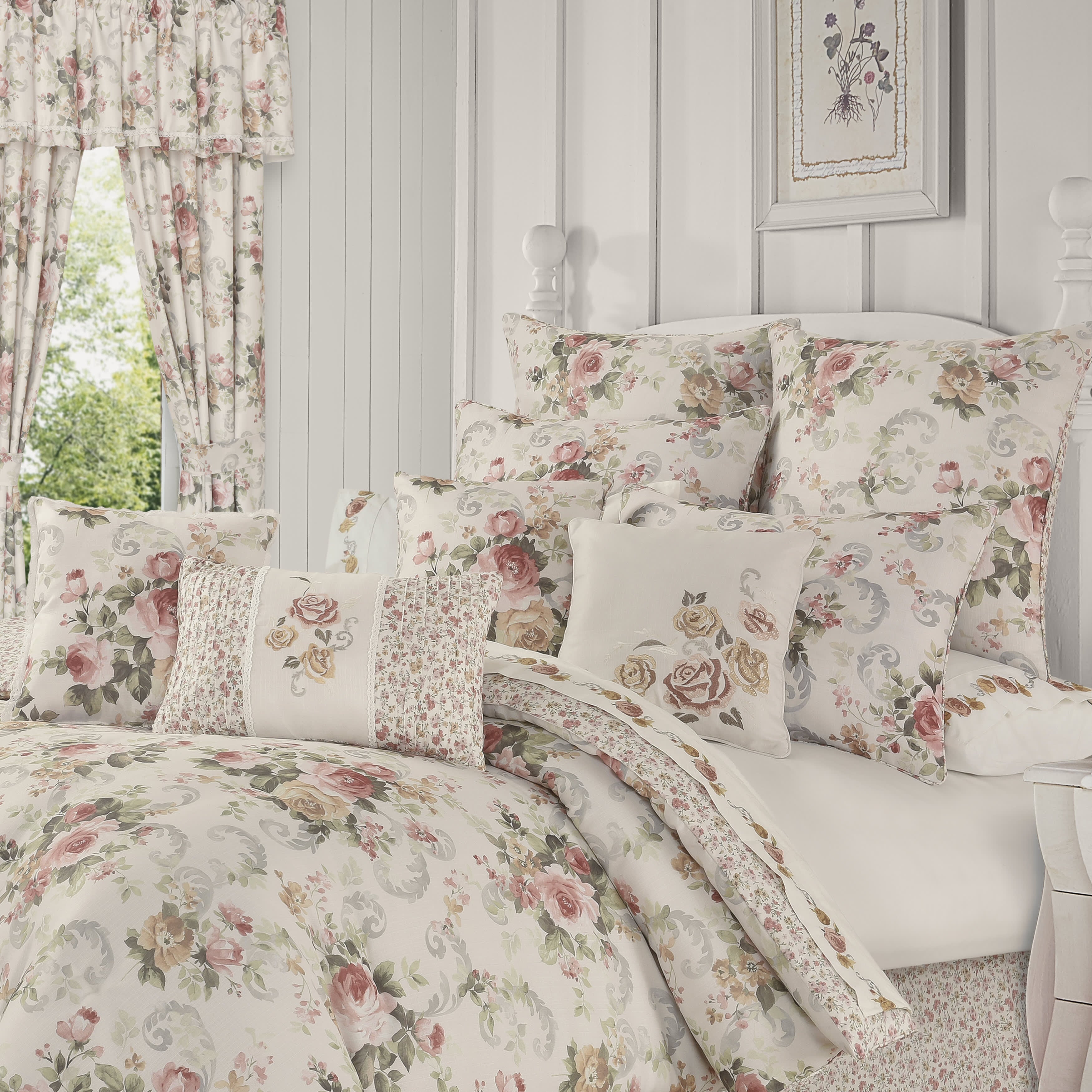 Chablis 4 Piece Comforter Set, ROSE GOLD, alternate image number 3