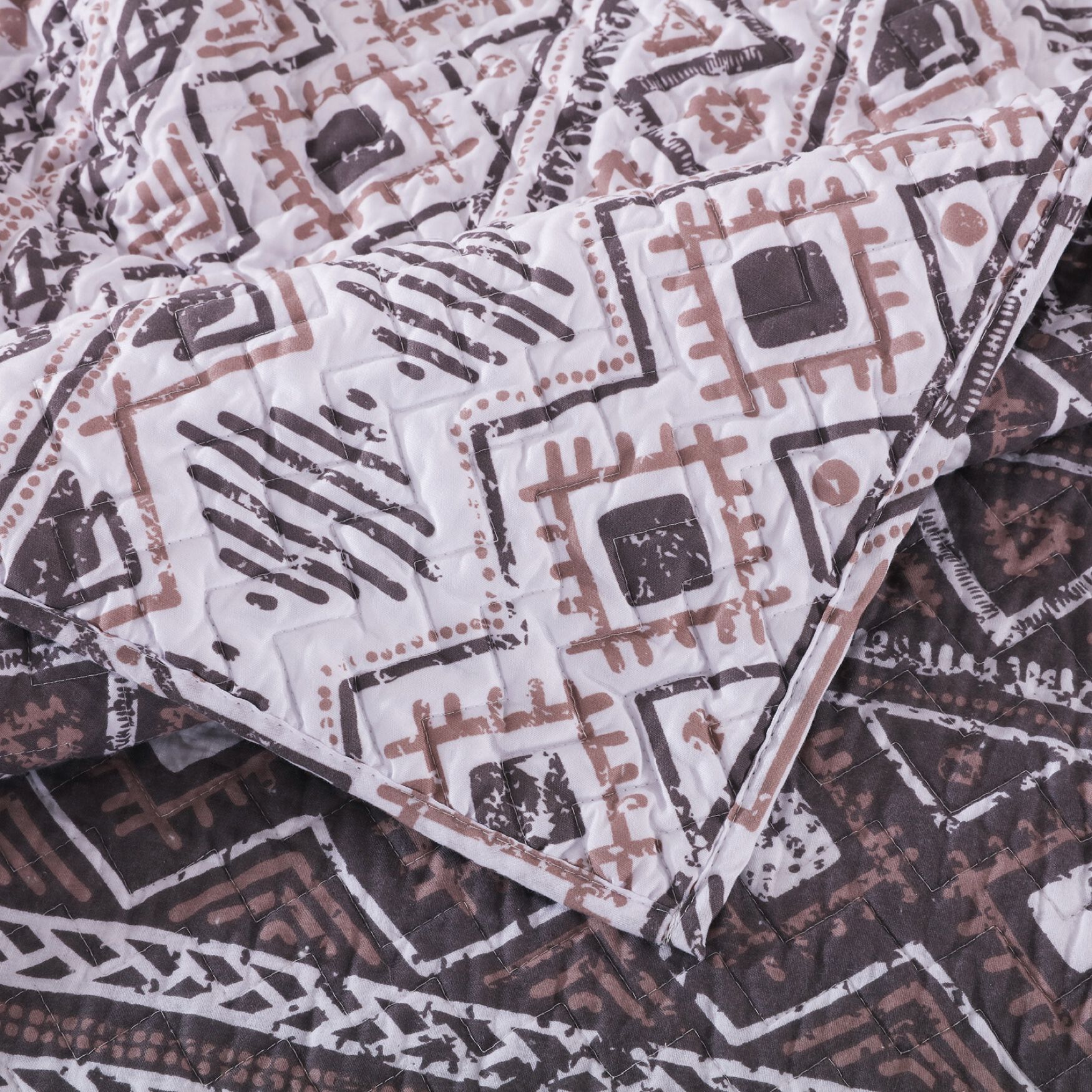 Denmark Quilted Throw Blanket, , alternate image number 5