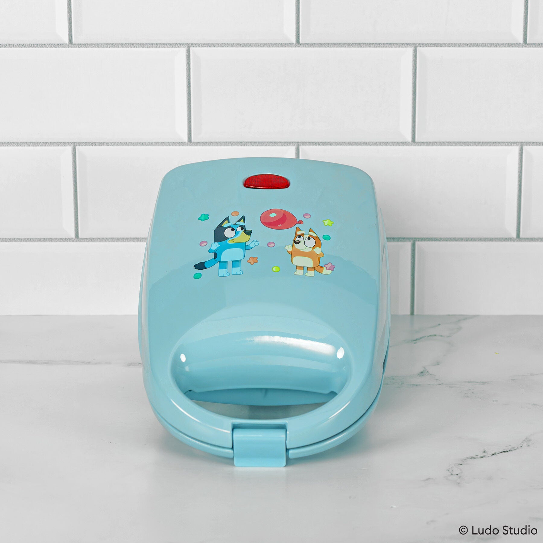 Bluey Cake Pop Maker, BLUE, alternate image number 2