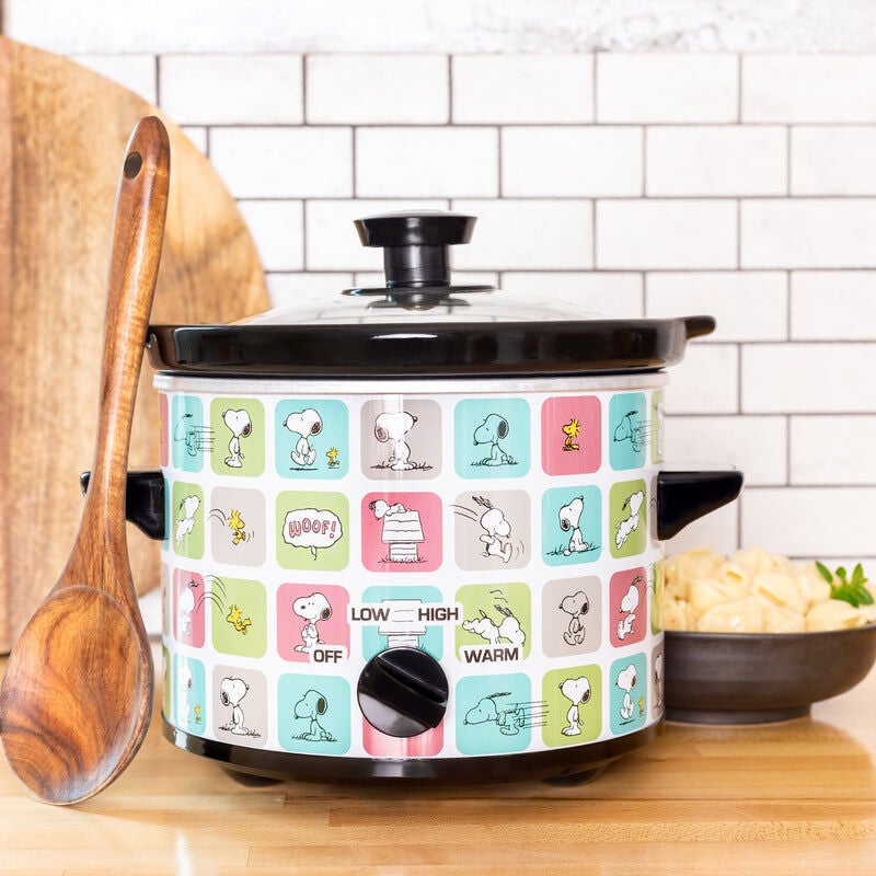 Peanuts Snoopy & Woodstock 2-Qt Slow Cooker, WHITE, alternate image number 1