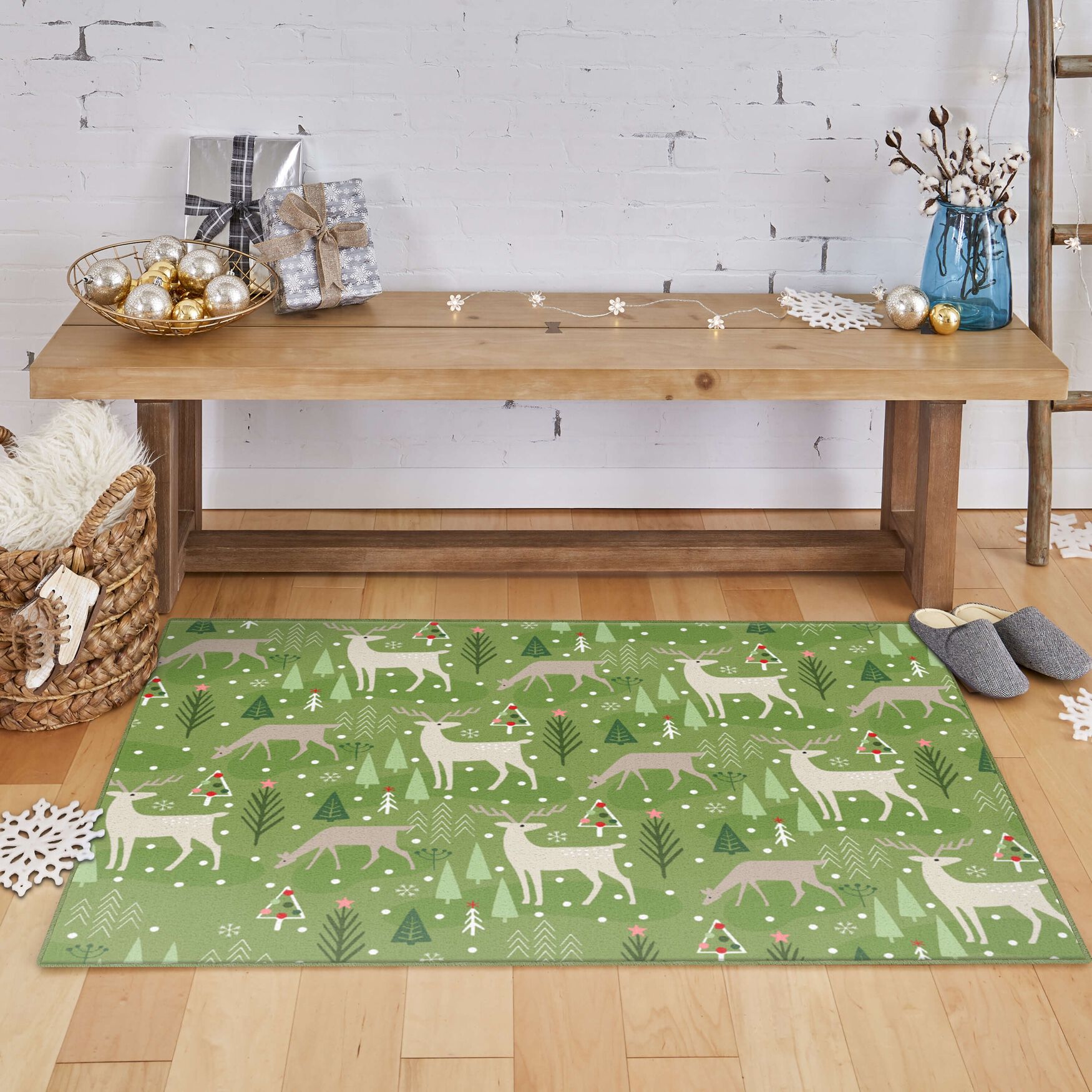 Reindeer Flurries Green Kitchen Rug, , alternate image number 3