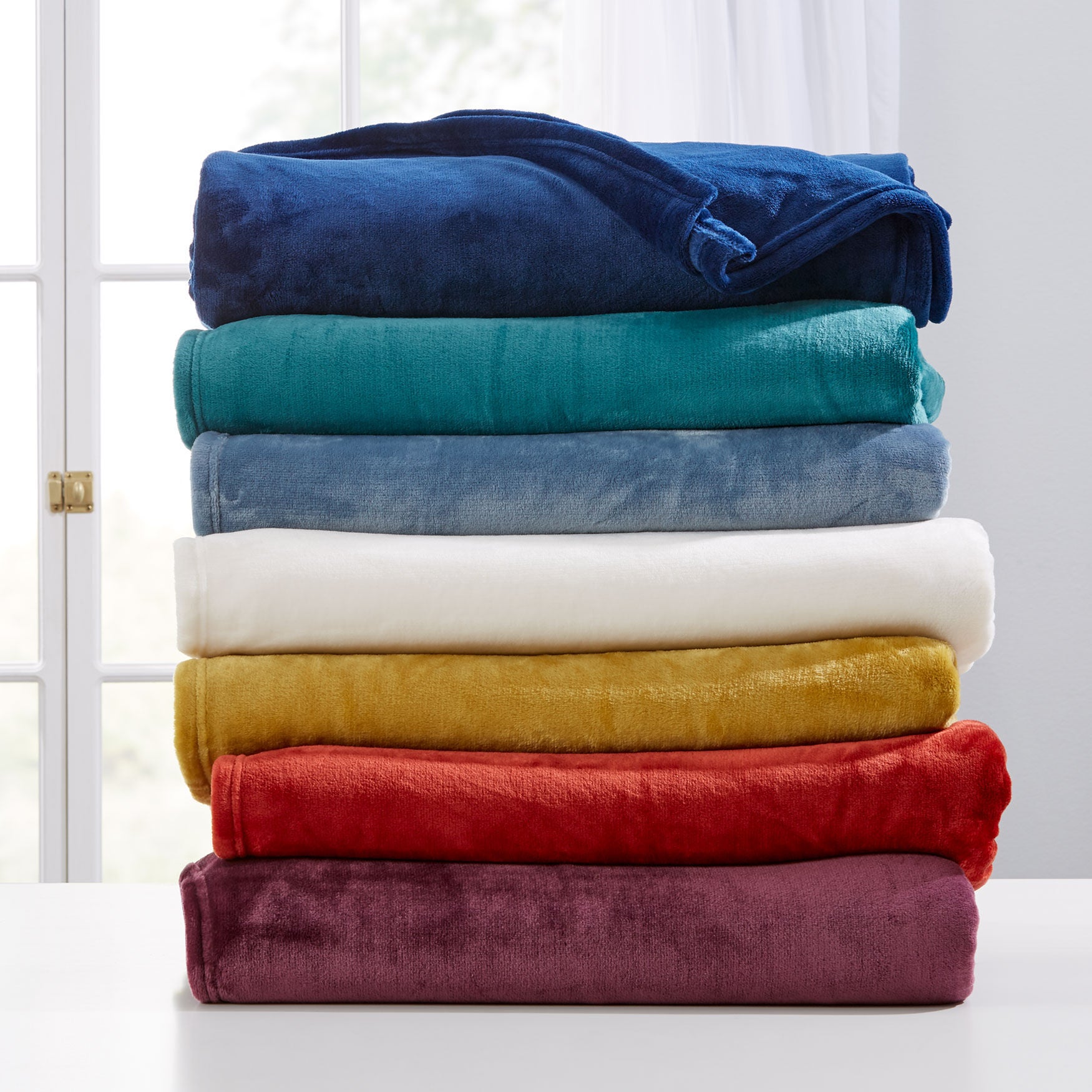 BH Studio Microfleece Blanket, , alternate image number 2