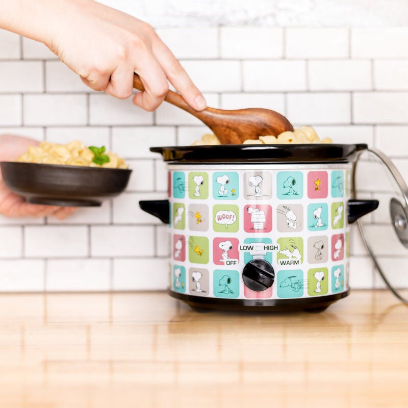 Peanuts Snoopy & Woodstock 2-Qt Slow Cooker, WHITE, alternate image number 4