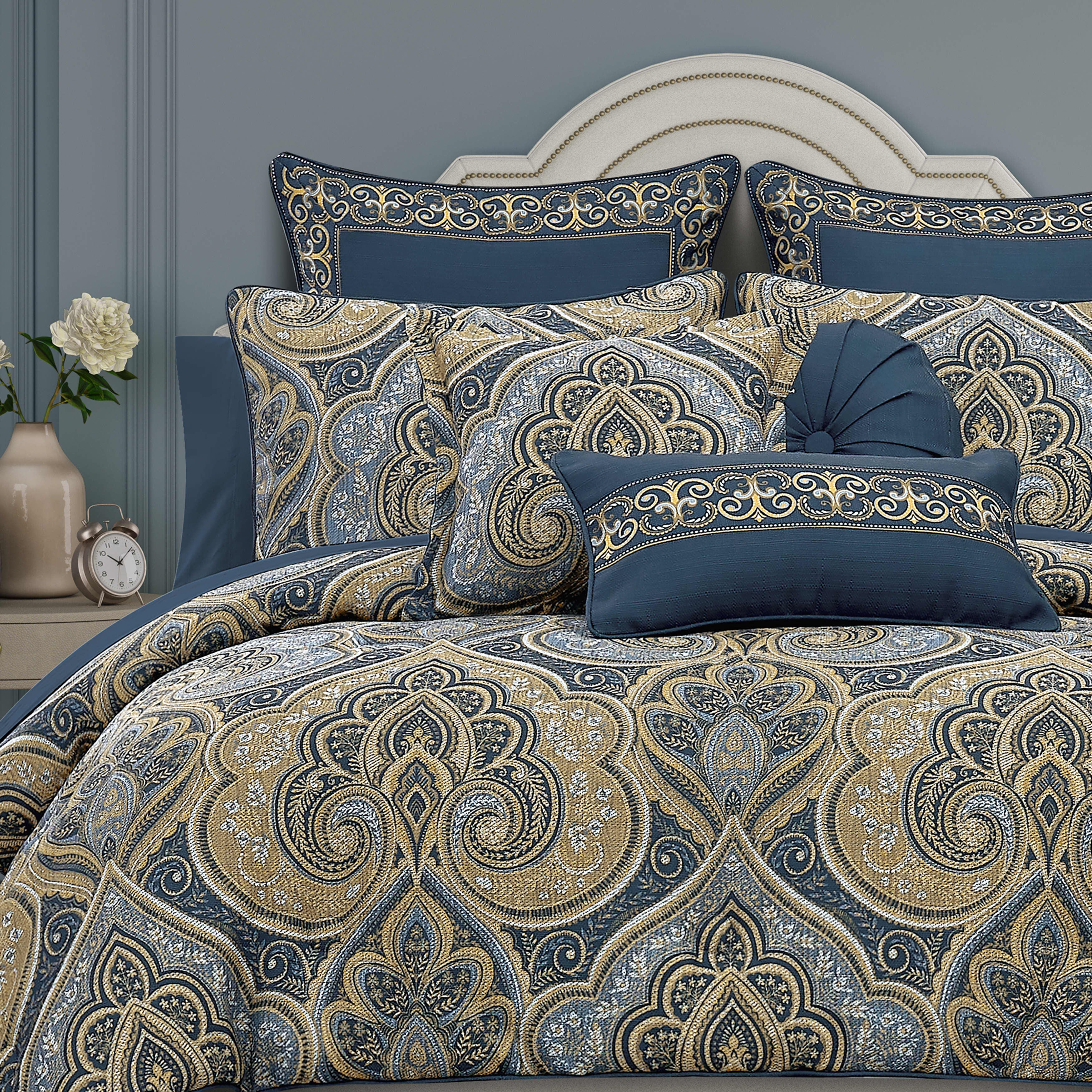 Messina Navy 3 Piece Comforter Set, NAVY, alternate image number 1