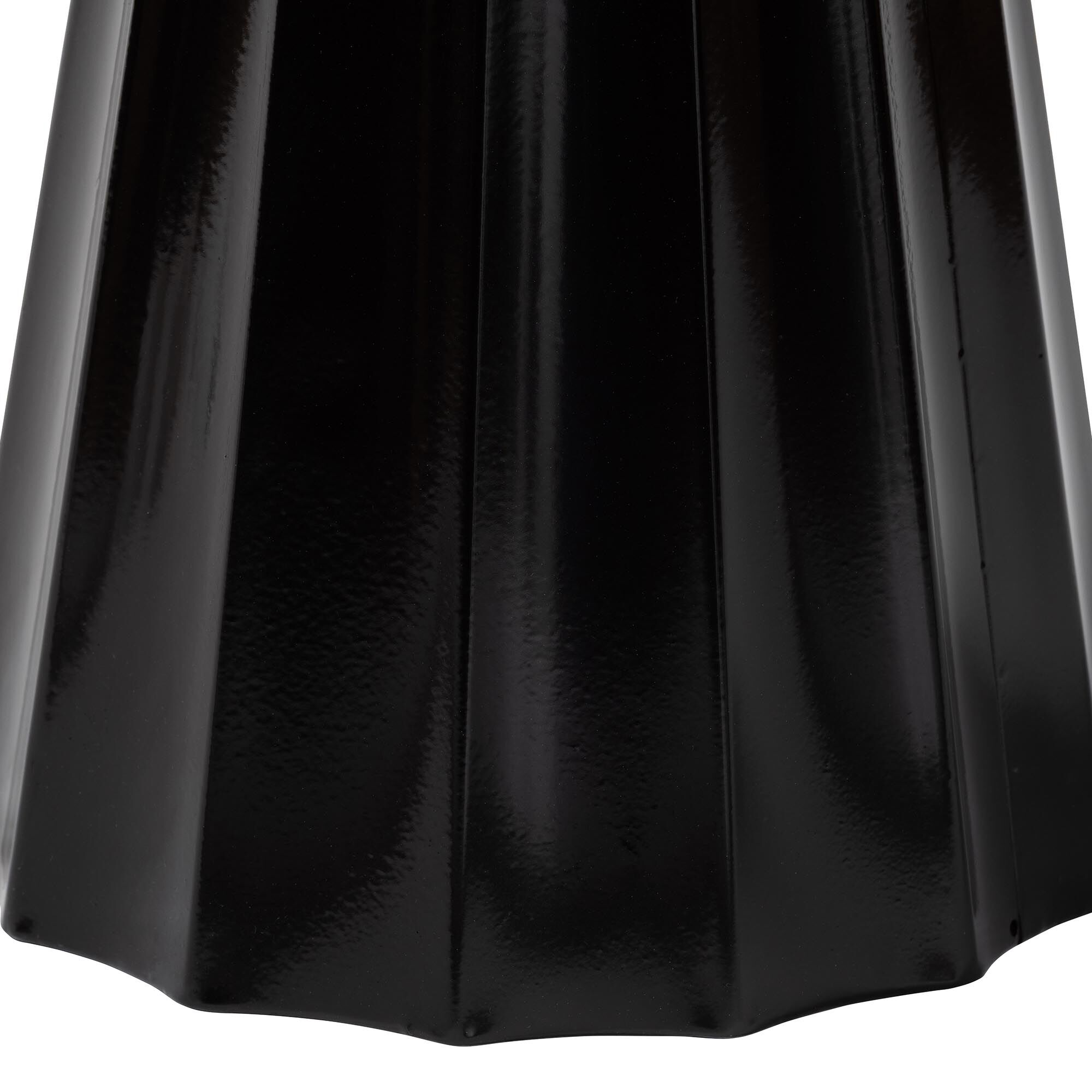 Ulmer Metal Scalloped Side Table, Black, BLACK, alternate image number 3