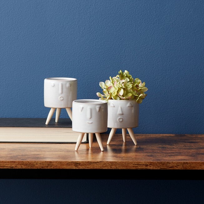 Porcelain Face Planter with Wooden Legs (Set of 3), WHITE/BROWN, alternate image number 1