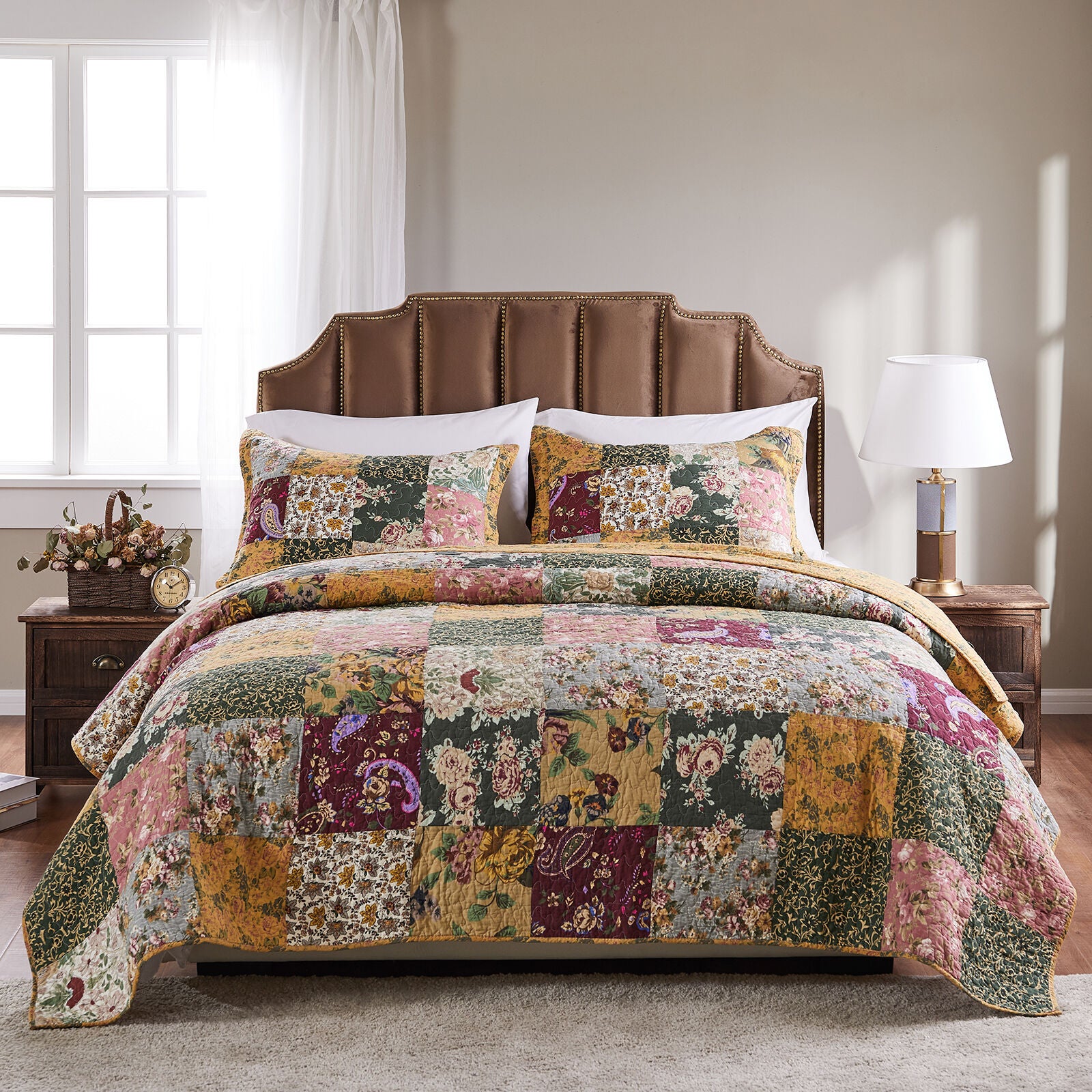 Antique Chic 100% Cotton Floral Patchwork Quilt Set, MULTI, alternate image number 4