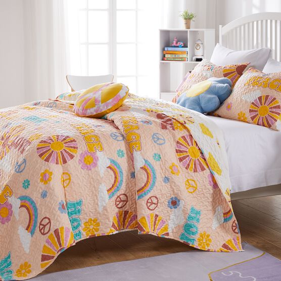 Cassidy Quilt and Pillow Sham Set, , on-hover image number null