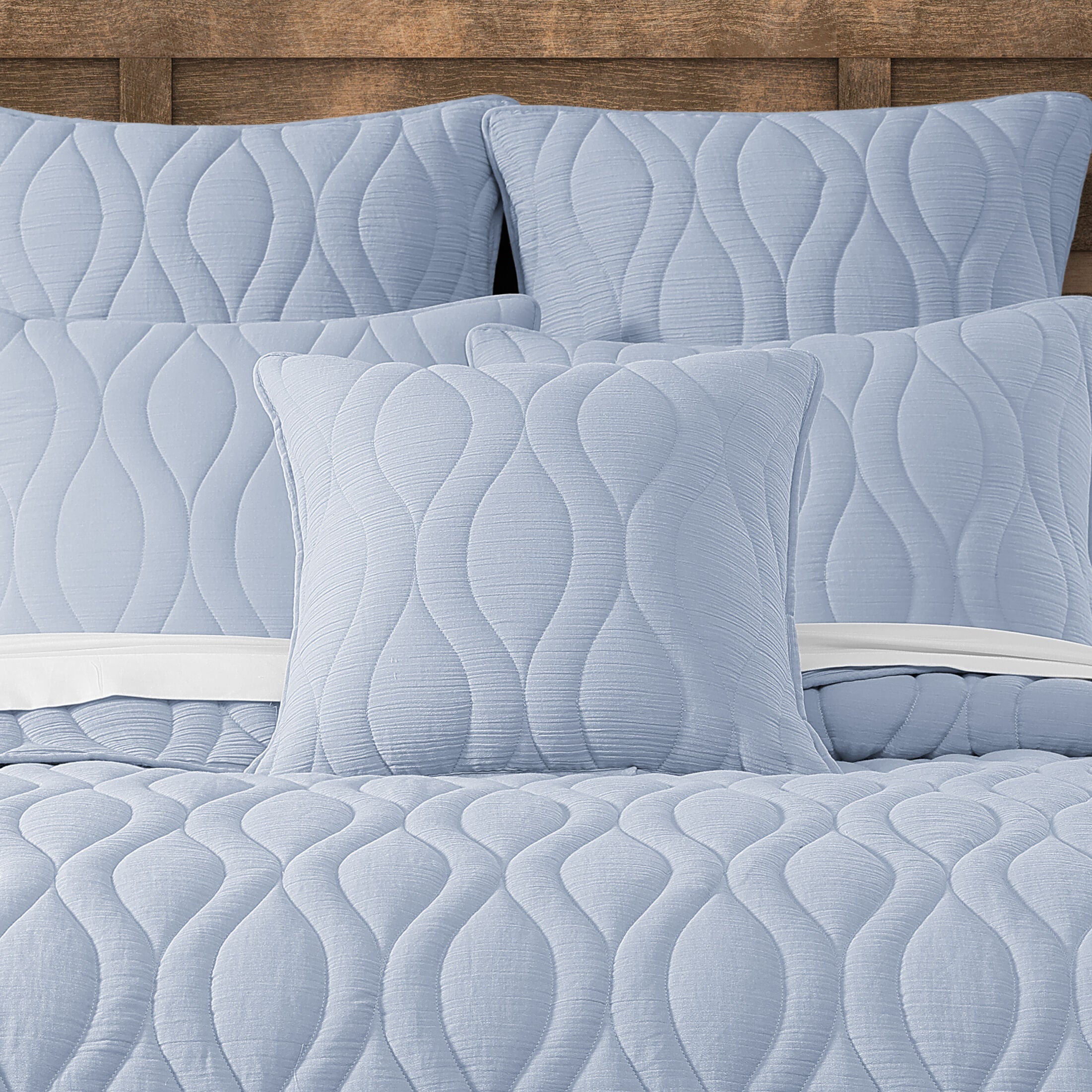 COVE 20 inches SQUARE QUILTED DECORATIVE THROW PILLOW, BLUE, hi-res image number 0