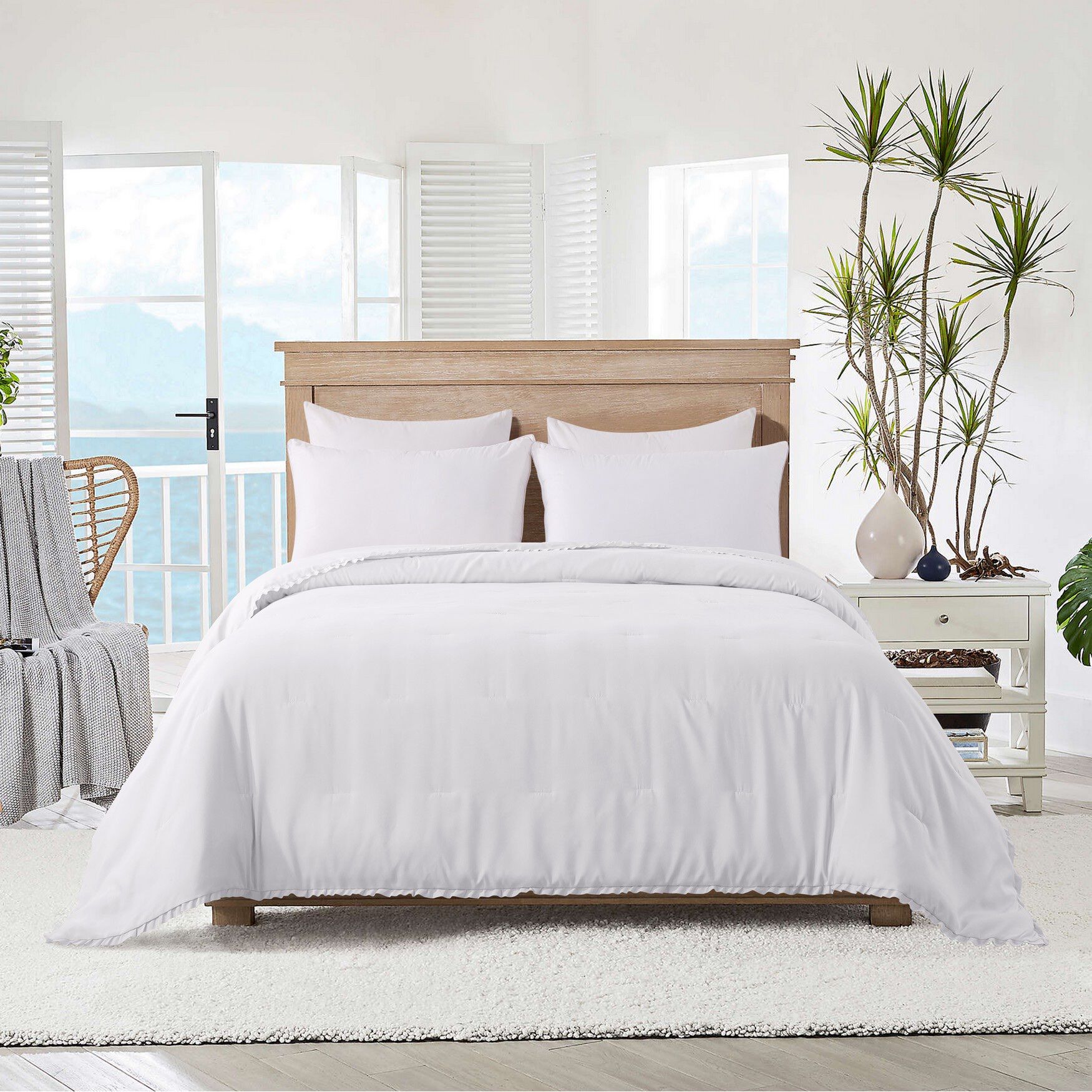 Ruffled Edge Down Alternative Blanket, WHITE, hi-res image number 0