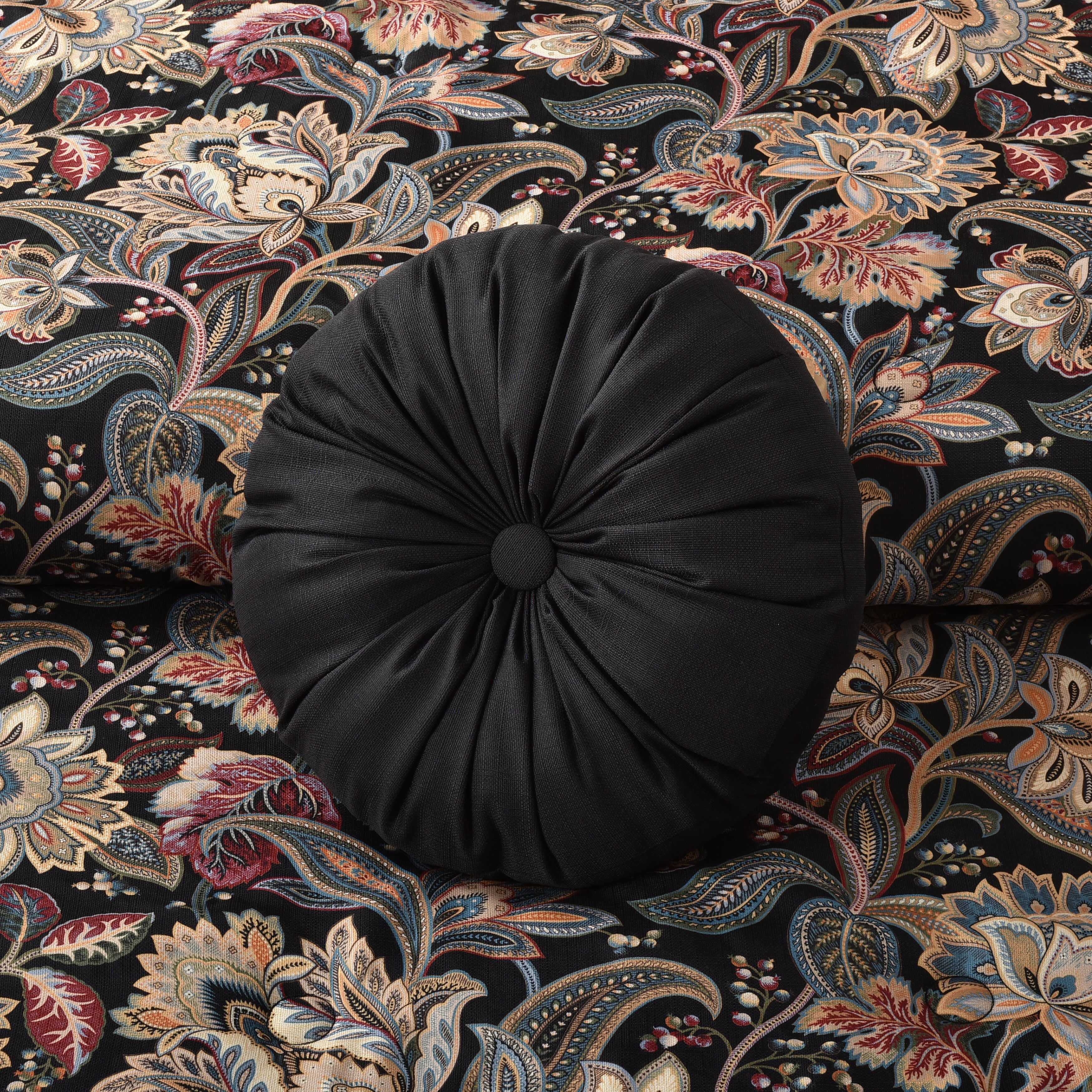 Calabria Round Decorative Throw Pillow, BLACK, alternate image number 1