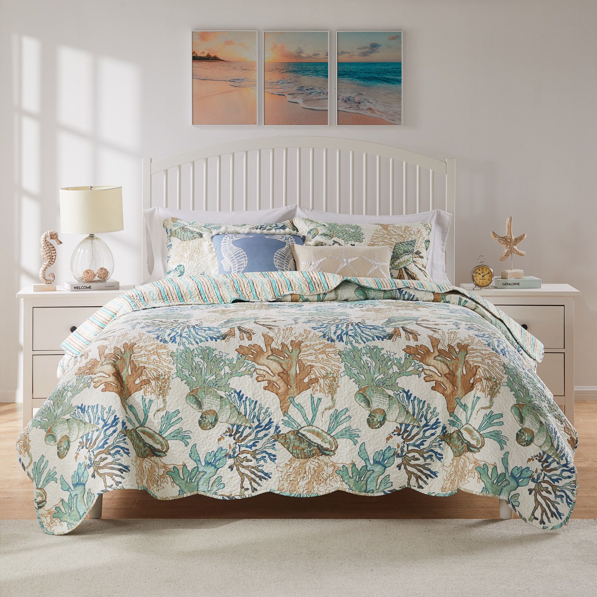 Atlantis Finely Stitched Quilt Set with Decorative Pillows, JADE, alternate image number 1