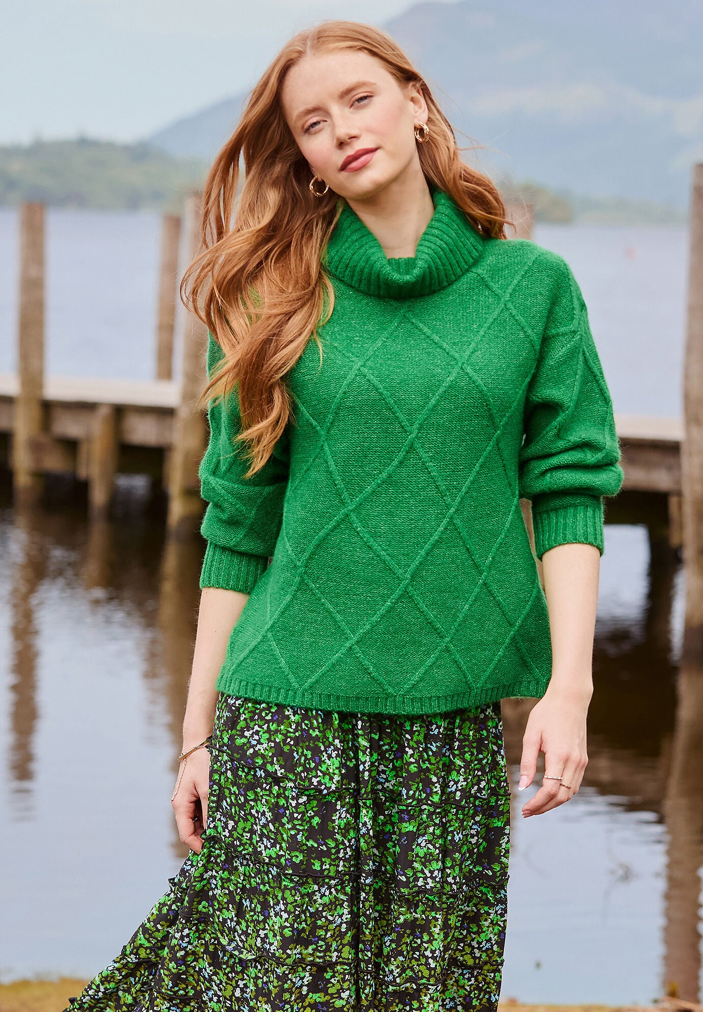 Cable Turtleneck, KELLY GREEN, alternate image number 5