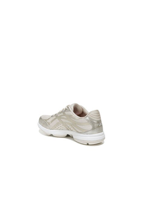 Devotion Plus 3 Sneakers, , on-hover image number null