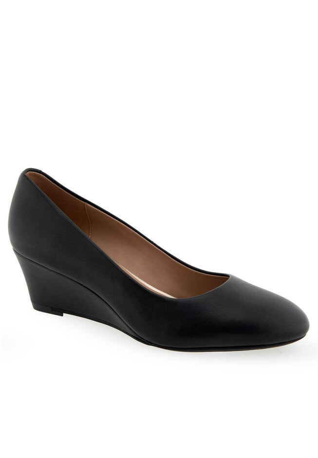 Wedge Pump Iris Model by Aerosoles, Black Leather Ellos