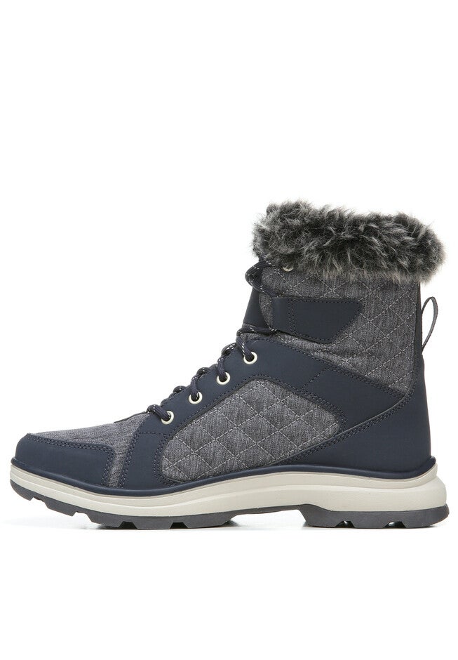 Brisk Water Repellent Hiking Boot, , alternate image number null
