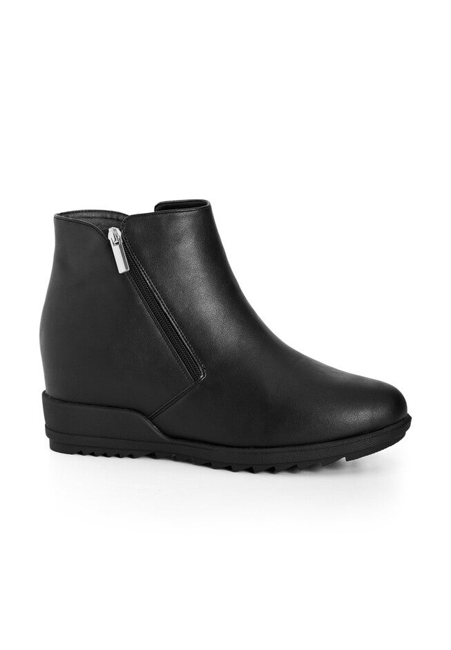 Farrah Wedge, BLACK, hi-res image number null