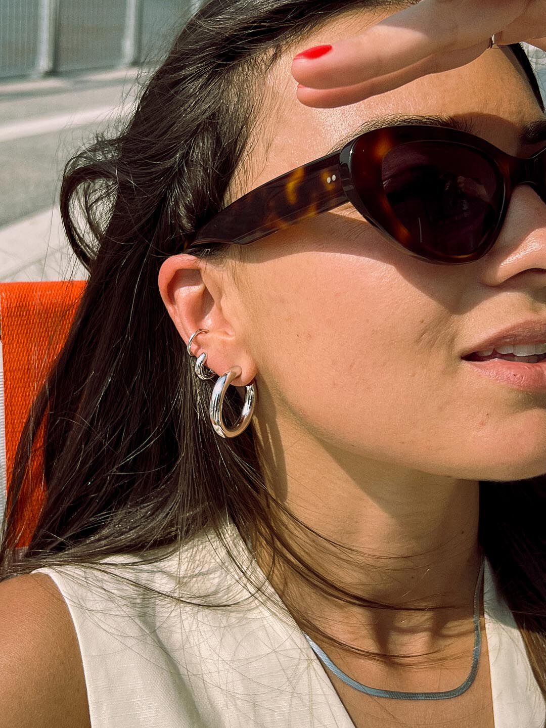 Bold Huggie Hoops - Giulia, SILVER, alternate image number 3