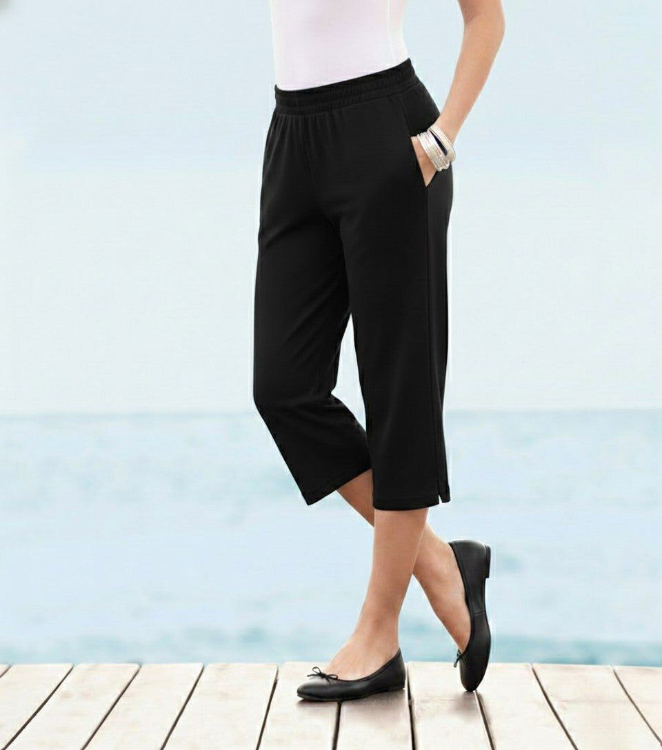 Plus Size Soft Knit Relaxed Pull-On Capri Pant