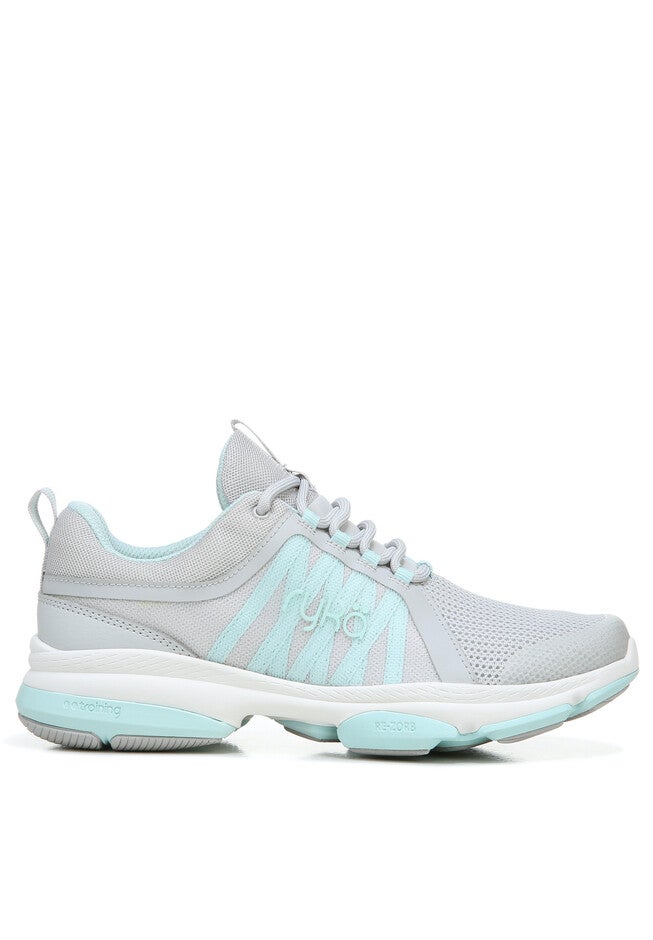 Daydream Cross Training Sneaker, , alternate image number null