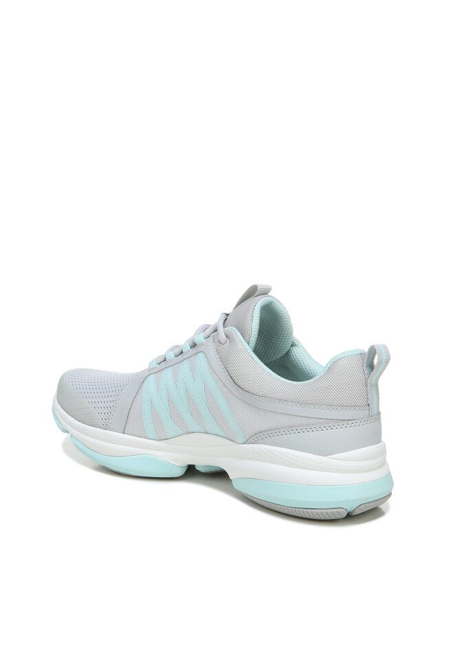 Daydream Cross Training Sneaker, , alternate image number null