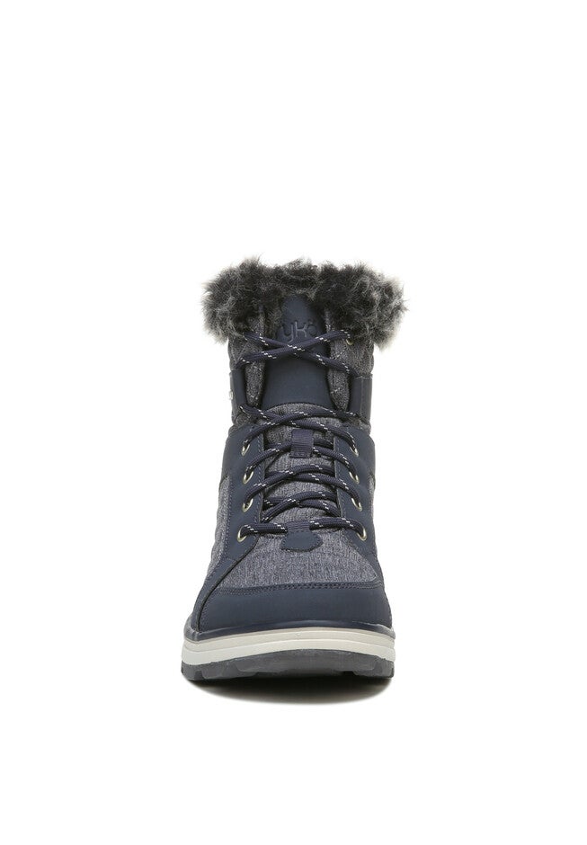 Brisk Water Repellent Hiking Boot, , alternate image number null